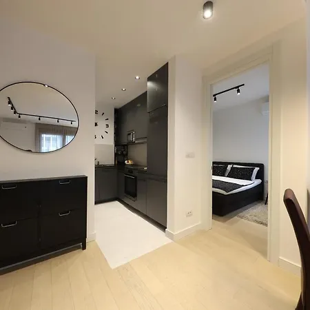 Modern In The Heart Of Apartment *