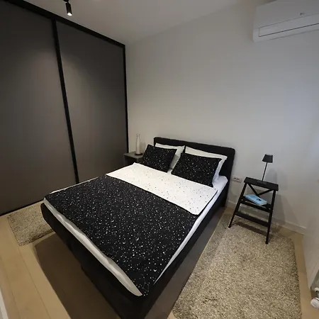 Modern In The Heart Of Apartamento Belgrado