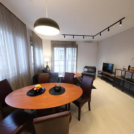 Modern In The Heart Of شقة بلغراد
