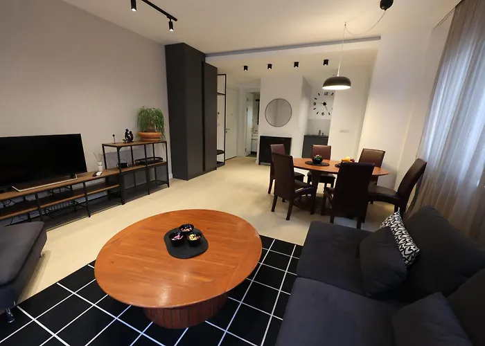 Apartman Modern In The Heart Of